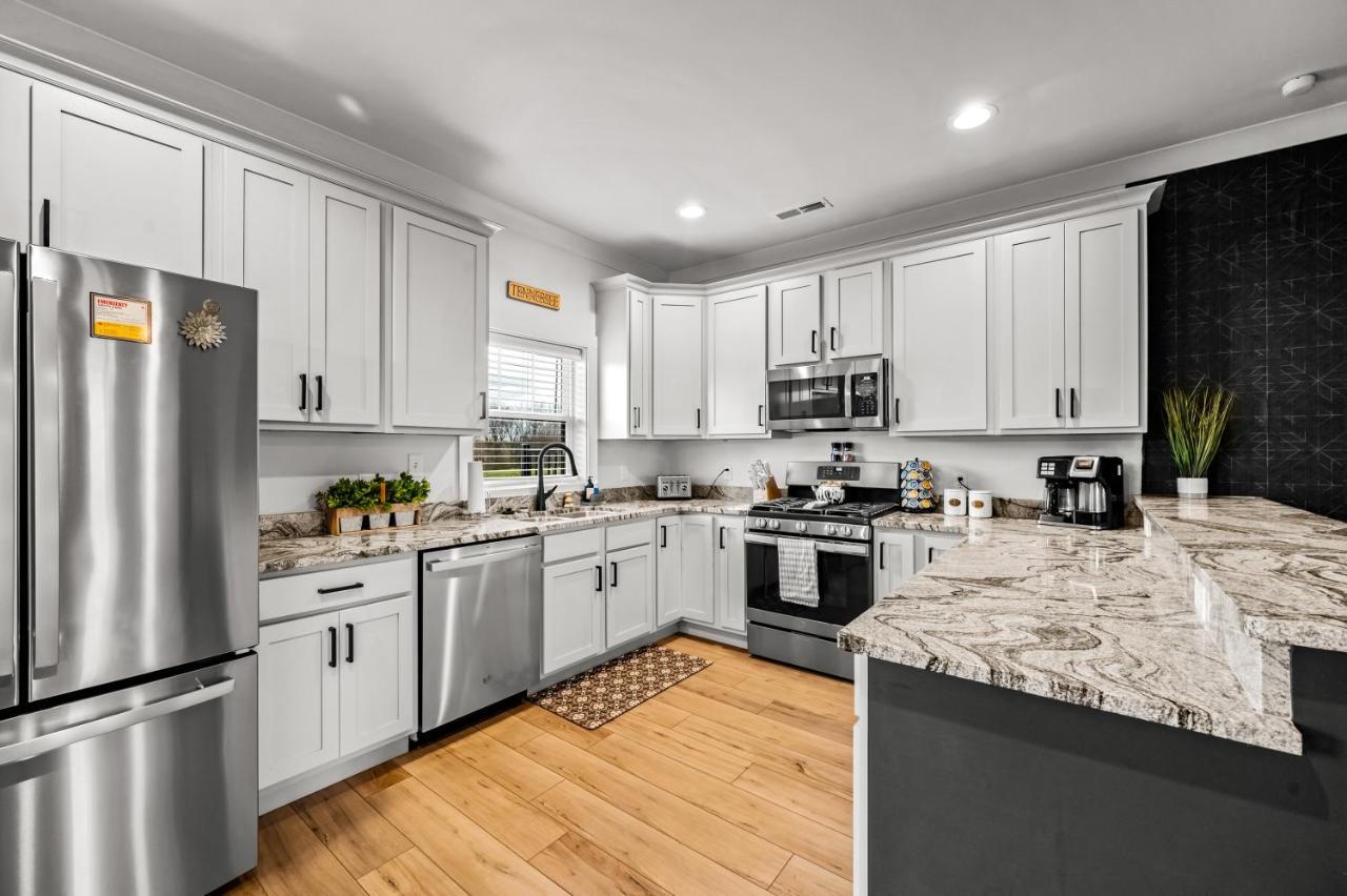 *Dog Friendly*Modern Home-Minutes To Dollywood, Gatlinburg, Smoky Mountains & Pigeon Forge! Buitenkant foto